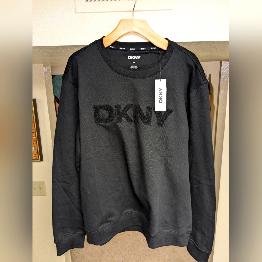 XL mens DKNY sweatshirt, jet black